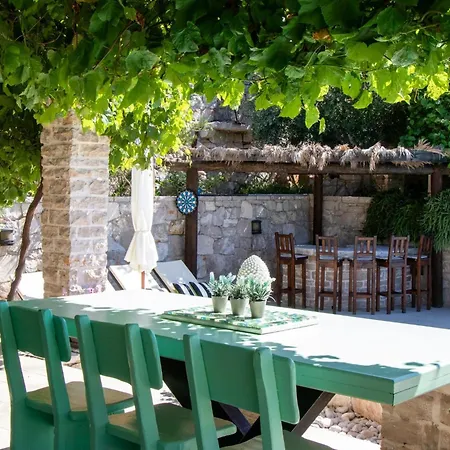 Authentic Dalmatian Treasure Homes - House Stone Orebic