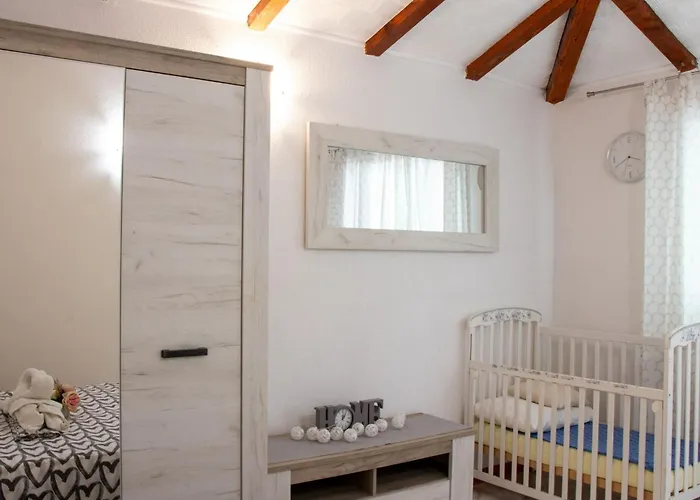 Authentic Dalmatian Treasure Homes - House Stone Feriehus Orebić