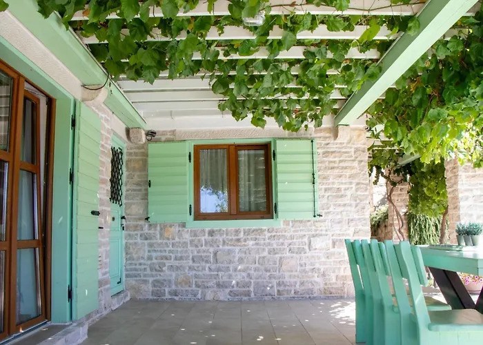 Authentic Dalmatian Treasure Homes - House Stone *