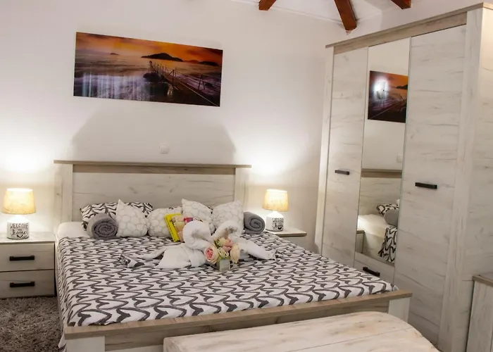 Authentic Dalmatian Treasure Homes - House Stone